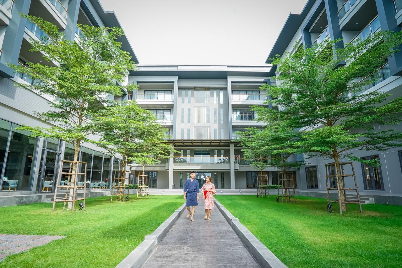 Serenity Hotel And Spa Kabinburi Exterior foto